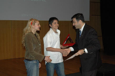 Özel Marmara Lisesi Ödüllerini Alıyor