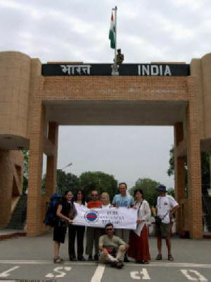 Hindistan Sınır Kapısı “Pakistan’ Dan Hindistan’ A Geçişimiz.”